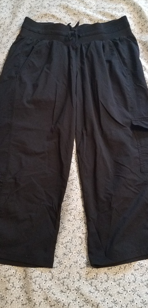 Champion cropped pants
